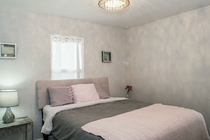 3 habitaciones, internet y ropa de cama 