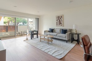 Televisión y estéreo 