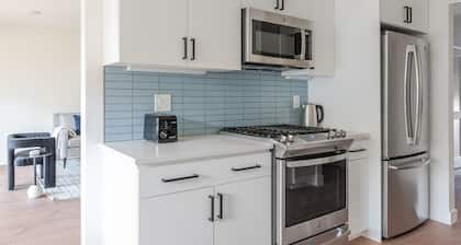 Blueground | Cupertino, pool, nr Memorial Park