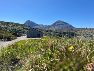 White Cairn - UK50484