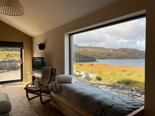 White Cairn - UK50484