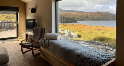 White Cairn - UK50484