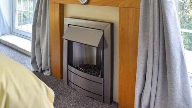 2 bedrooms, WiFi (free), bed sheets