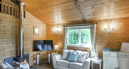 The Owl's Nest - UK50546