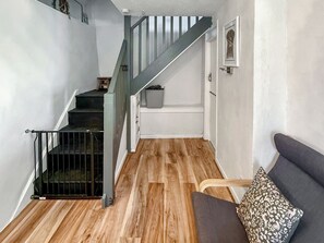 Living area - 1 bedroom accommodation in Dowland (Dowland)