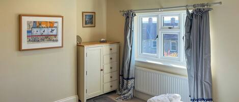 3 bedrooms, free WiFi