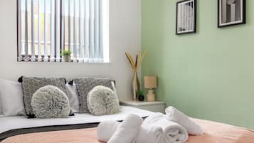 6 bedrooms, free WiFi