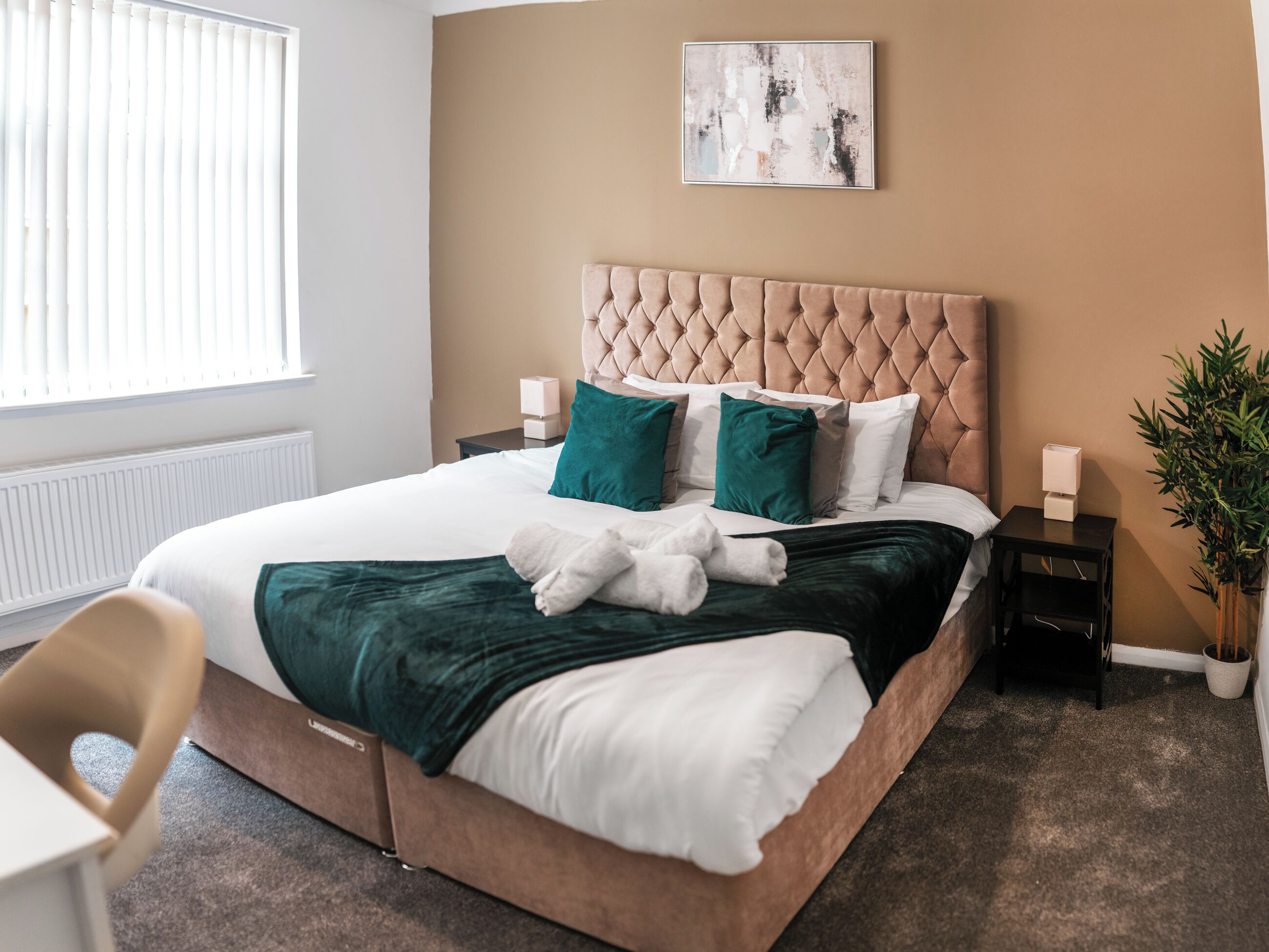 6 bedrooms, free WiFi