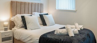 Hilltop Apartment 5 - UK50597