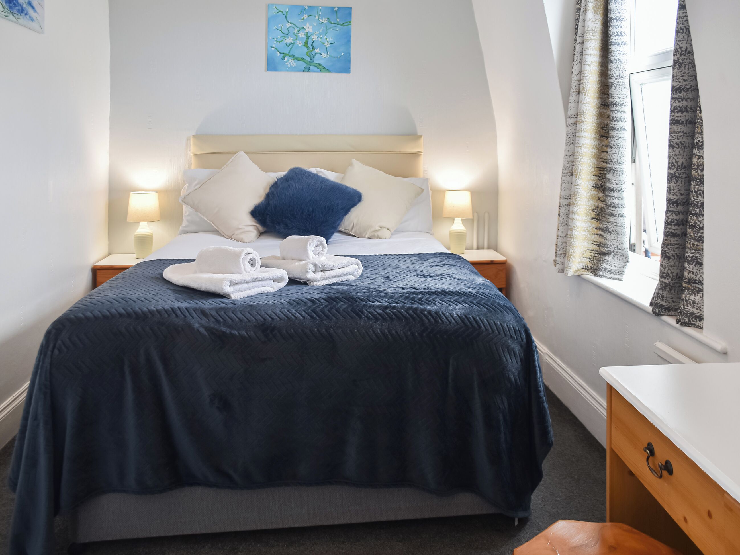 12 bedrooms, free WiFi