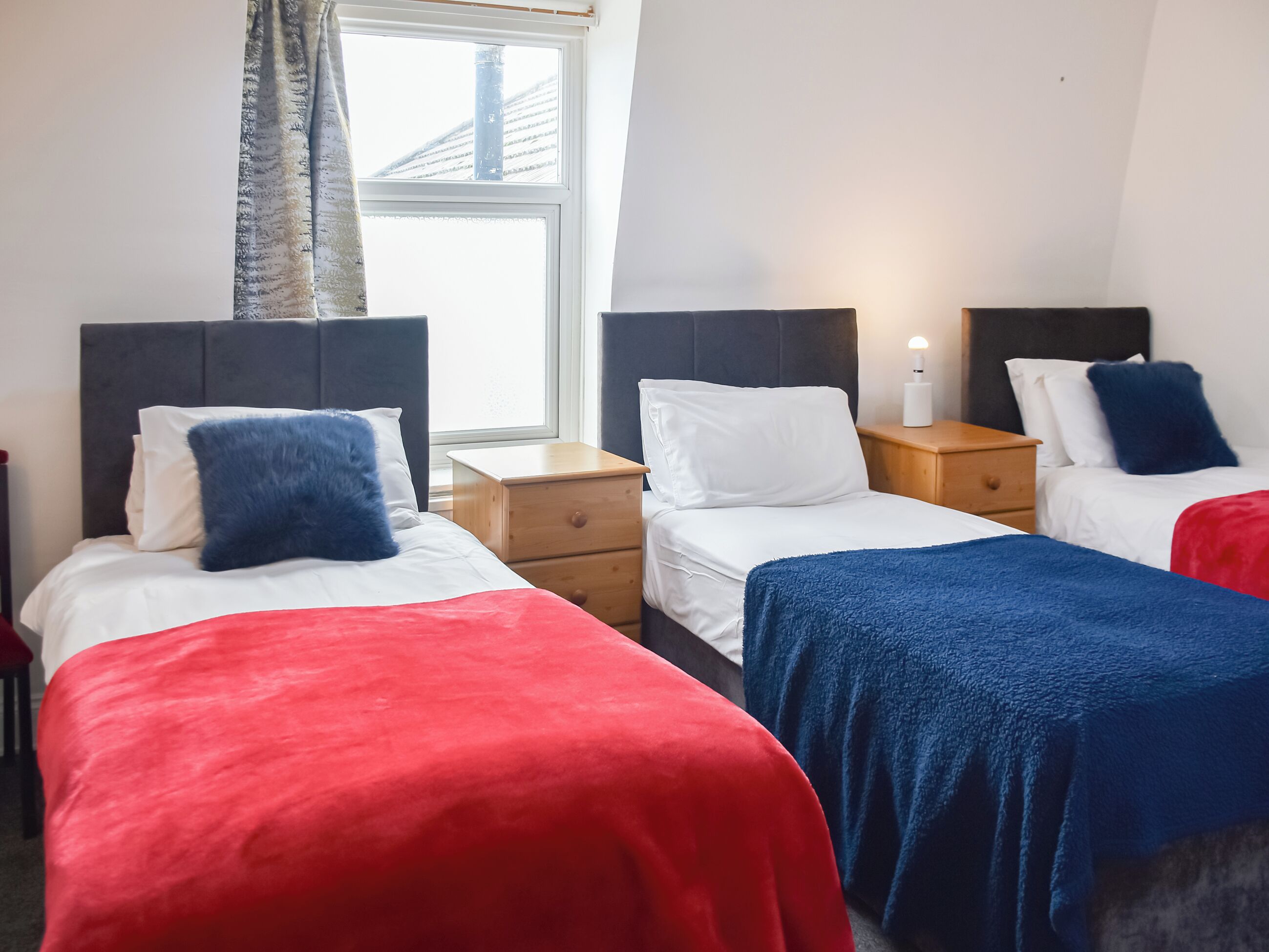 12 bedrooms, free WiFi