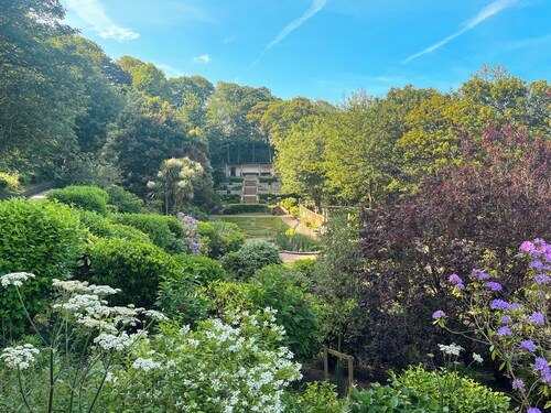 2 bedroom accommodation in Scarborough