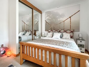 2 bedrooms, free WiFi