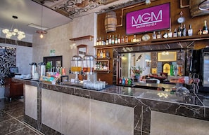 Bar (in der Unterkunft)