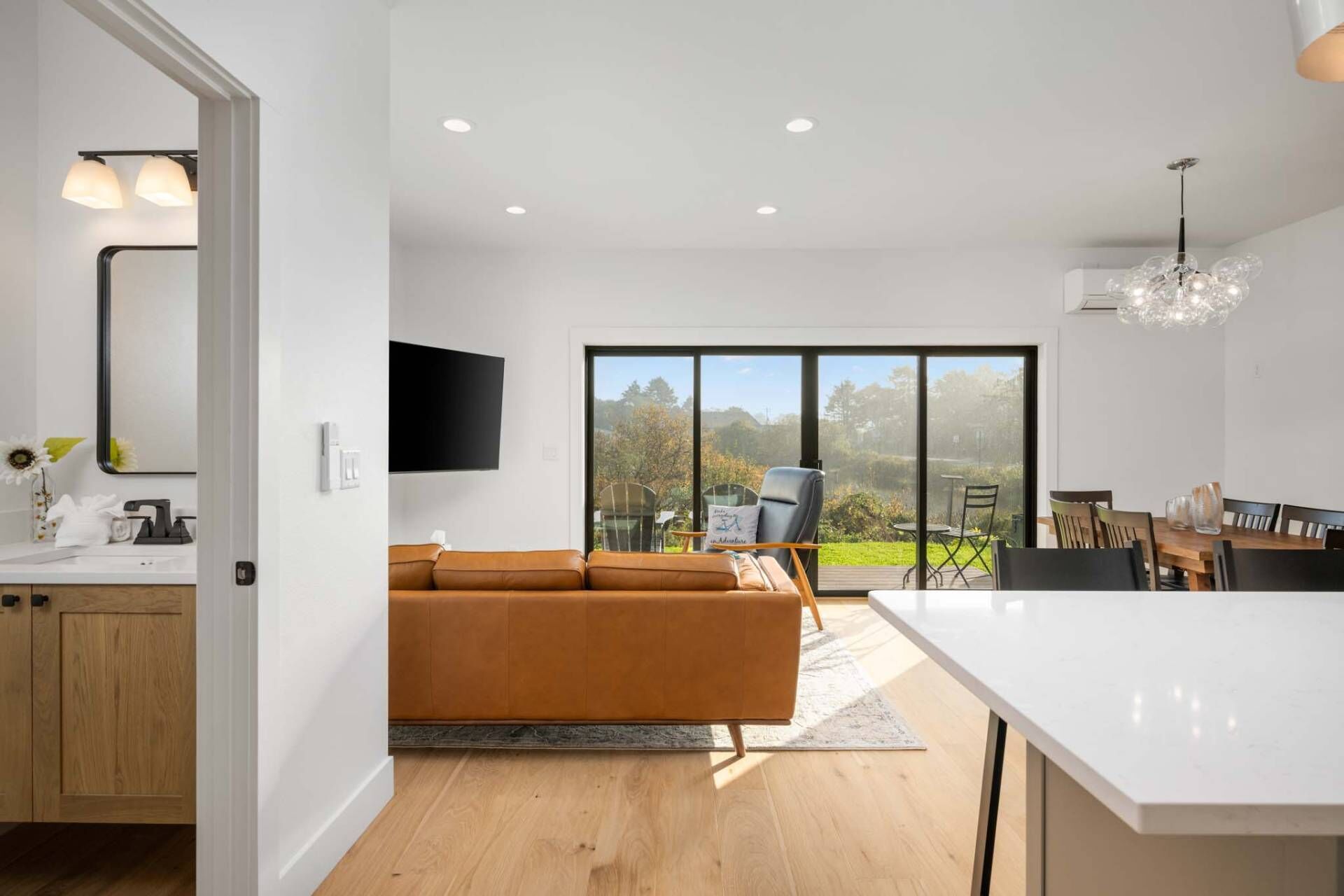 Smart TV, table football