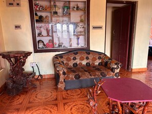 Khu phòng khách