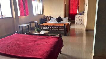 In-room safe, soundproofing