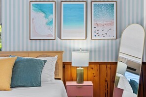 4 chambres, fer et planche à repasser, lit de bébé portatif, Wi-Fi
