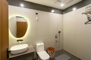 Dormitório compartilhado luxo, vista para a cidade | Banheiro | Toalhas de banho 