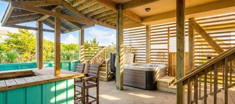 Ocean+Sound View! Walk to beach! Dogs OK, Pool,Spa