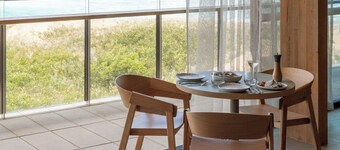 100m to Mona Vale Beach, Parks, Cafes & Restaurants