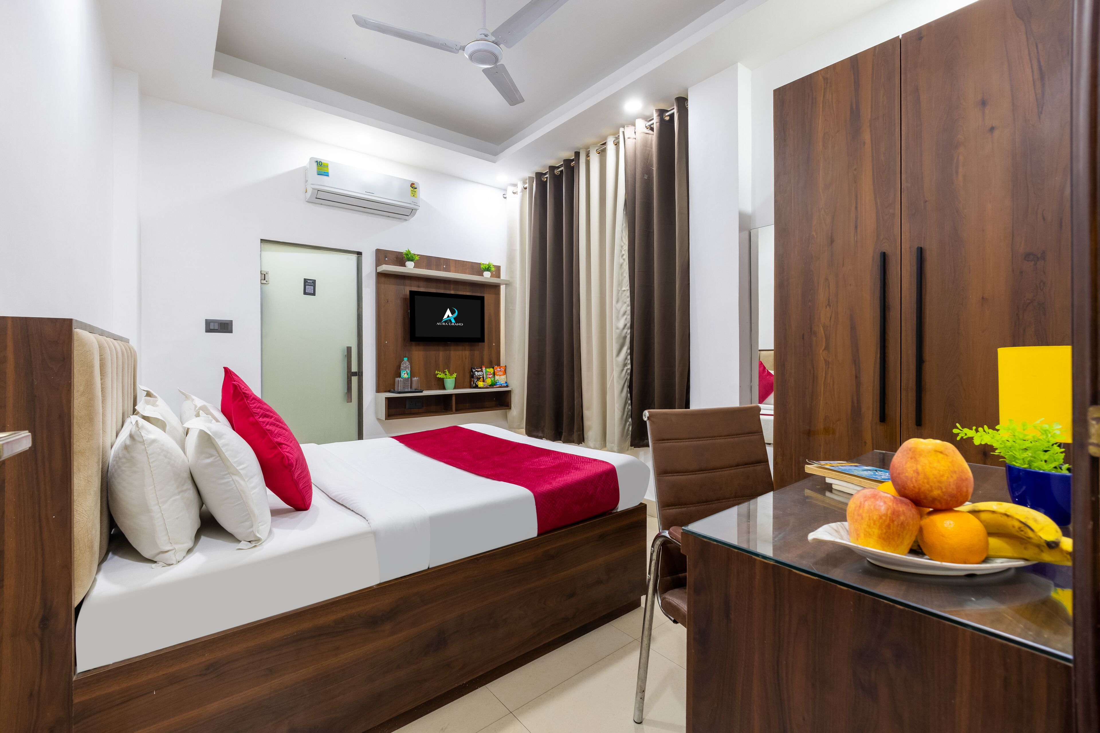 Deluxe Double Room | Free WiFi, bed sheets