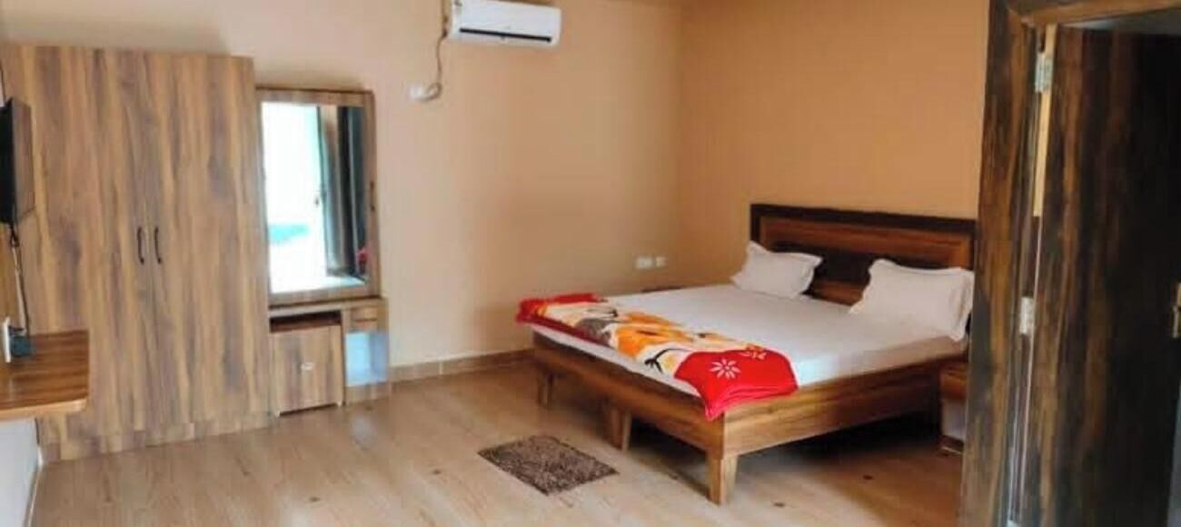 Dobbeltrom – basic, lanai, byutsikt | Sengetøy