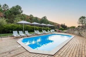 Pool - Heart Room at The Mill Retreat by Portugal Active (Moimenta da Beira)