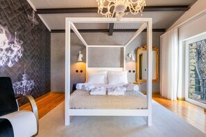 10 Schlafzimmer, Internetzugang, Bettwäsche