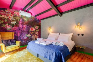 1 sovrum, internet och sängkläder