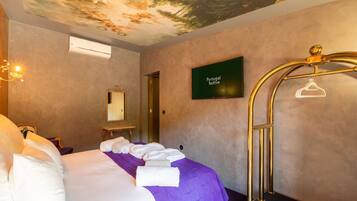 1 bedroom, internet, bed sheets