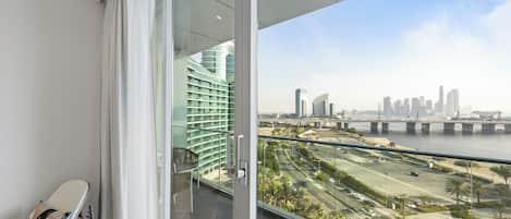 65-inch Smart TV with digital channels, Netflix, streaming services