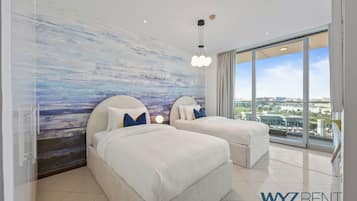 In-room safe, laptop workspace, blackout curtains, iron/ironing board