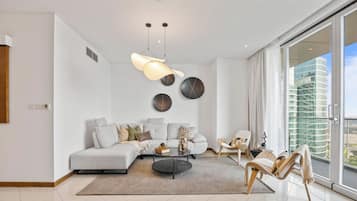 65-inch Smart TV with digital channels, Netflix, streaming services