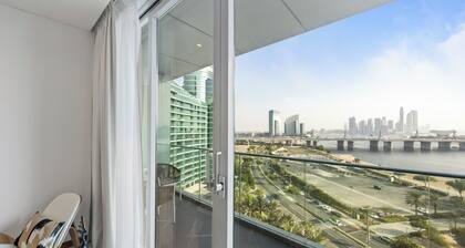 WYZ RENT|Creekside Haven 2BR Marsa Plaza DFC