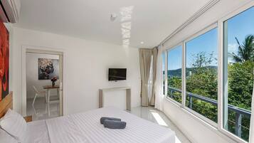 In-room safe, blackout curtains, iron/ironing board, free WiFi