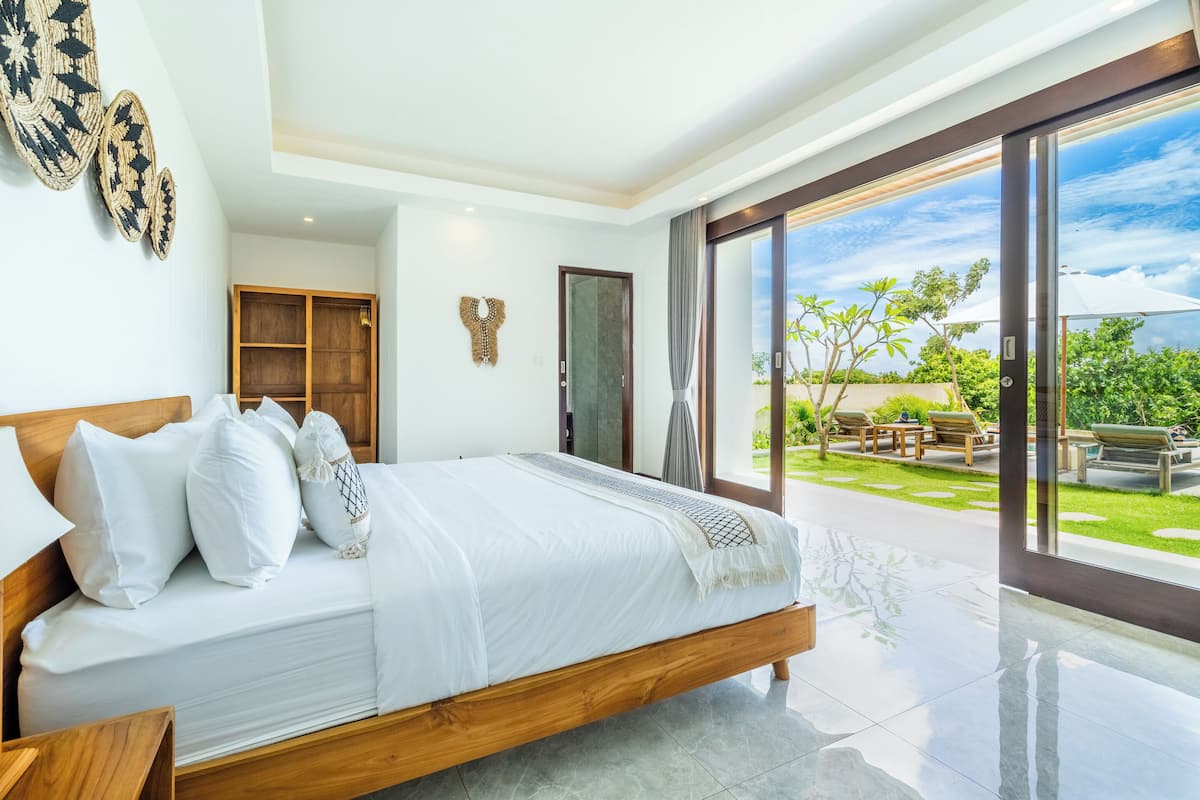 Superior Villa, Patio, Ocean View | Free WiFi, bed sheets