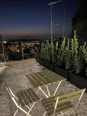 Terrace/patio. Cozy and central refuge in Fucecchio, ideal for relaxation and culture.