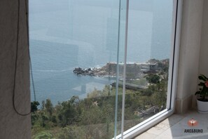 Interior - POSTCARD PHOTOS (Acapulco de Juárez)