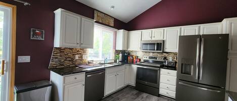 Microwave, oven, stovetop, dishwasher
