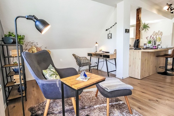 Möbel, Interior Design, Flooring, Fussboden, Wand, Zimmer, Holzboden, Stuhl, Holz, Wohnzimmer