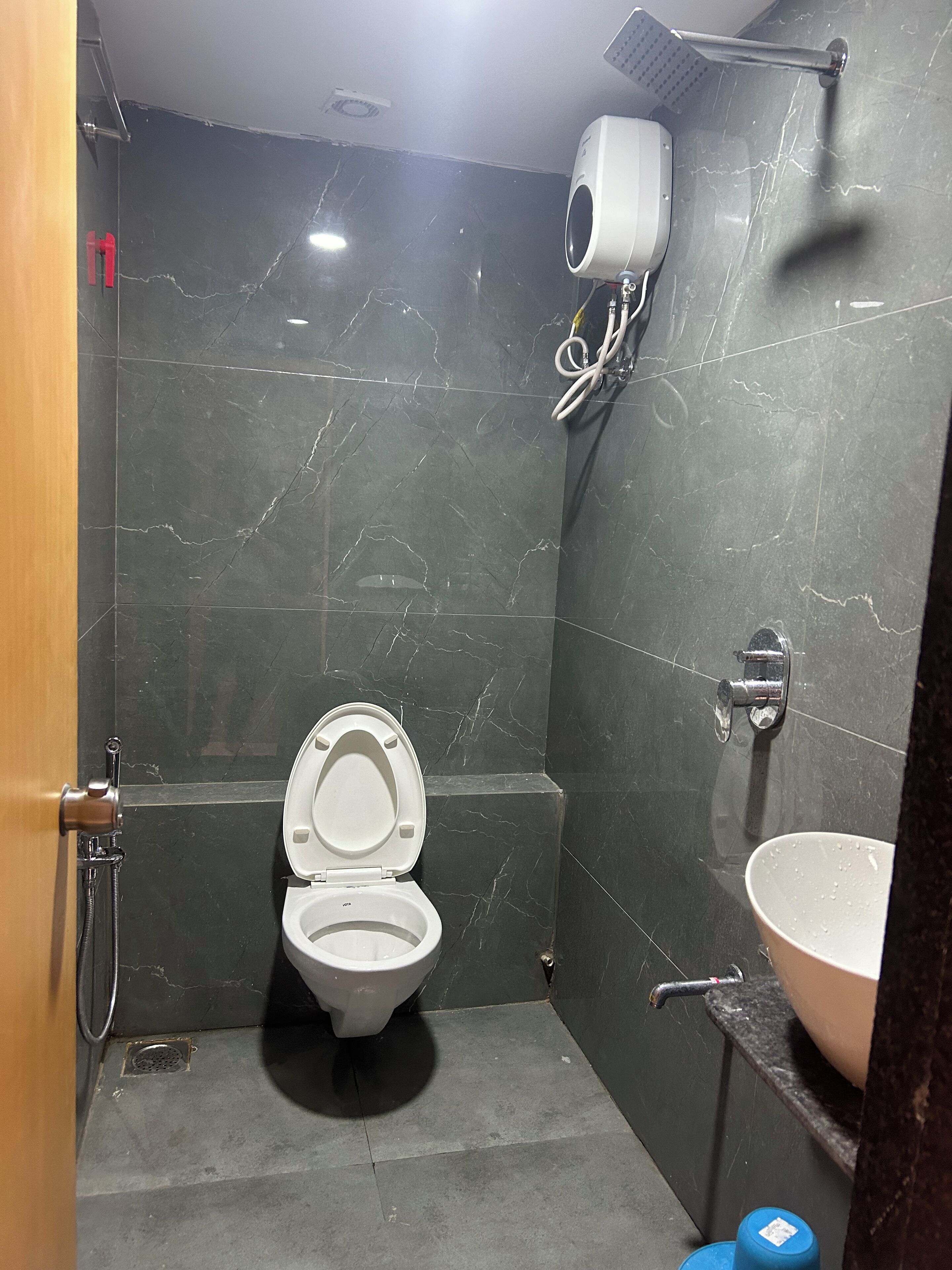 Deluxe Room, City View | Bathroom