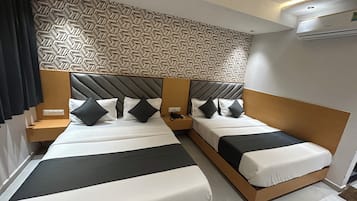 Deluxe Room, City View