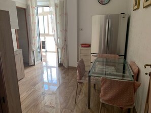 Dining - Seventh floor apartment near the seafront promenade in Bari (Bari)