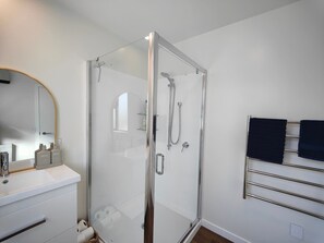 Hair dryer - Luxury on Luxmore Drive (Te Anau)