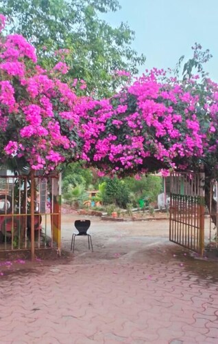 Murlee Pure Veg Resort