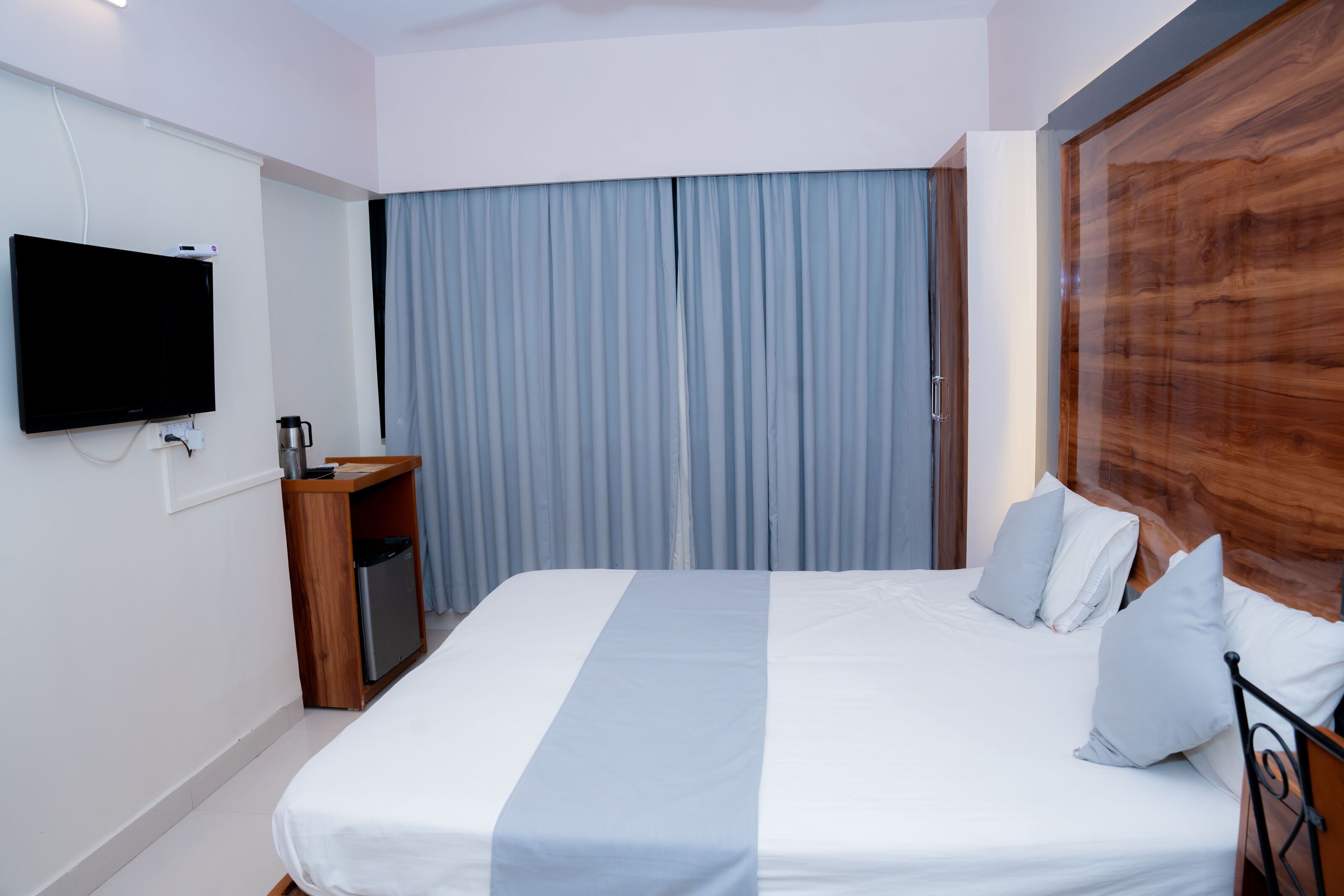 Deluxe Room | Free WiFi