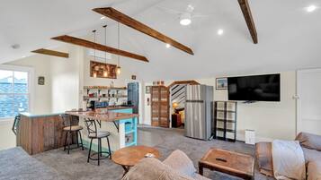 智能电视、办公室