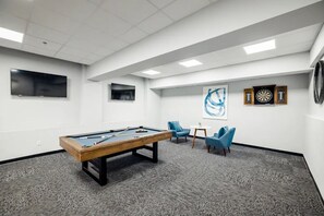 غرفة الألعاب