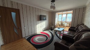 Comfort Apartment, Balcony, City View | Living area - Sheki Central Apartment Deluxe (Sheki)